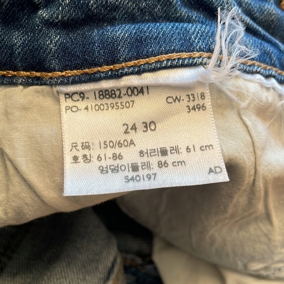 Levi high rise skinny jeans cut offs - Picture 9 of 12